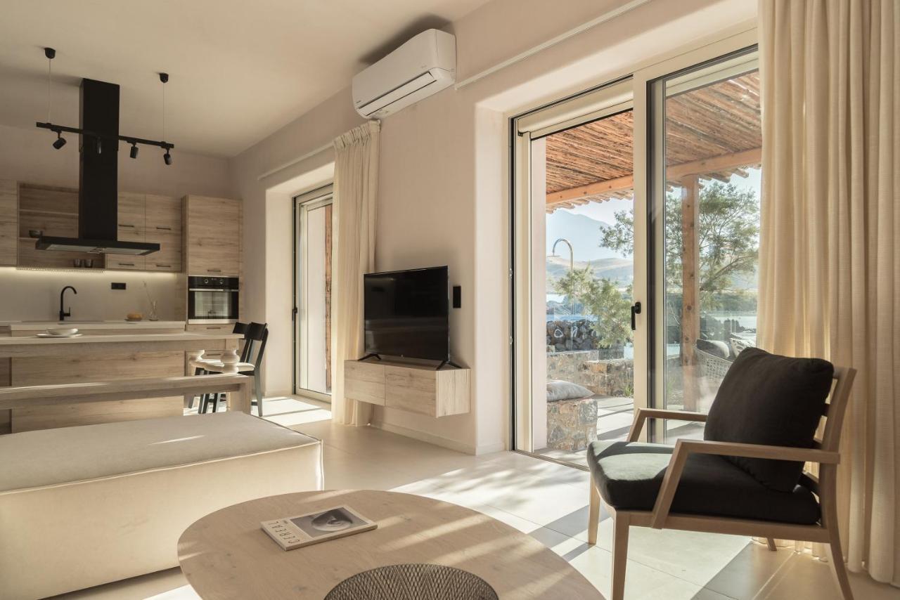 Isla Beach House, A Timeless Retreat, By Thinkvilla 담노니 외부 사진